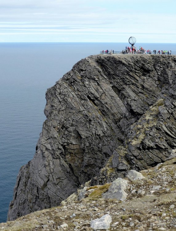 15 Death-Defying Hiking Trails 2