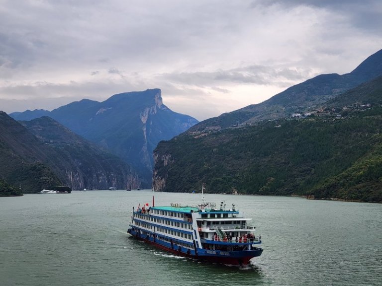 Yangtze River and 3 Gorges Cruise