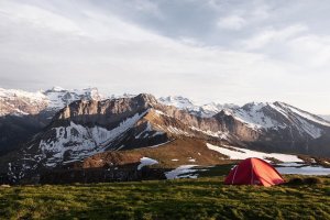 stay warm in a tent 2