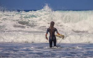 Destinos de férias de sonho para surfar