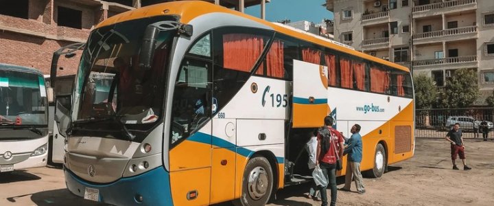 Navigating Egypt by bus